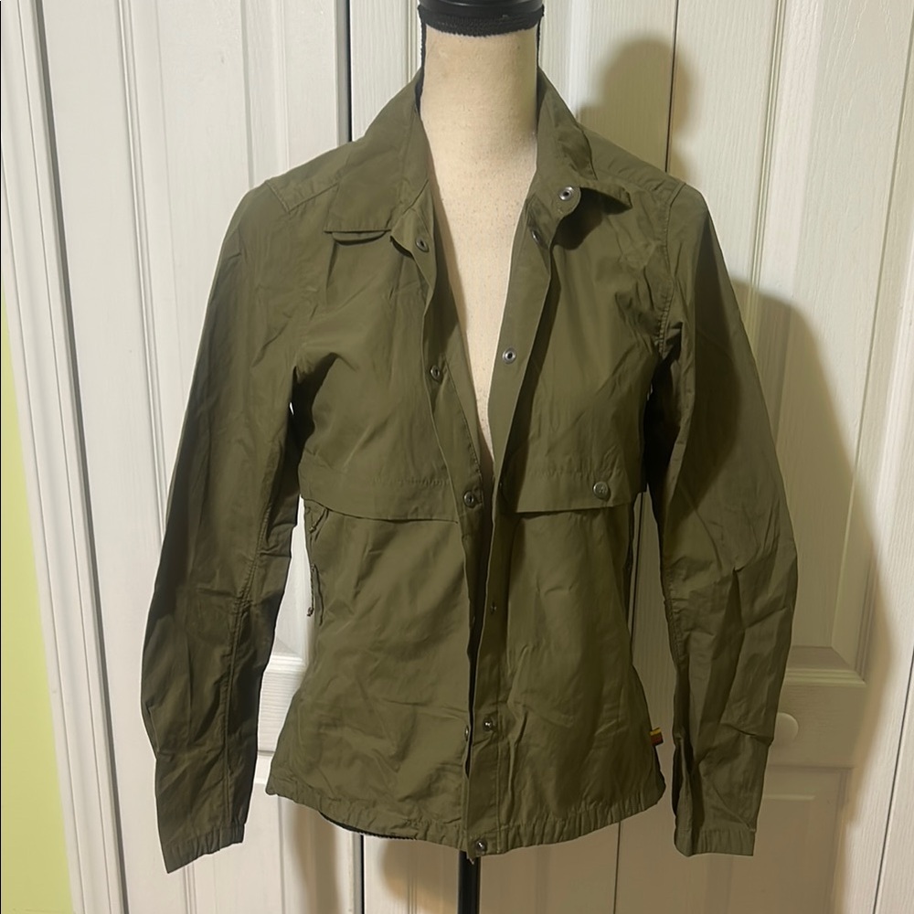 Fjallraven Specialized Green Utility Jacket with multiple pockets